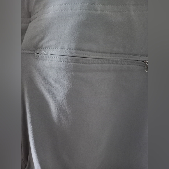 Mountain hard wear capris - Picture 9 of 9